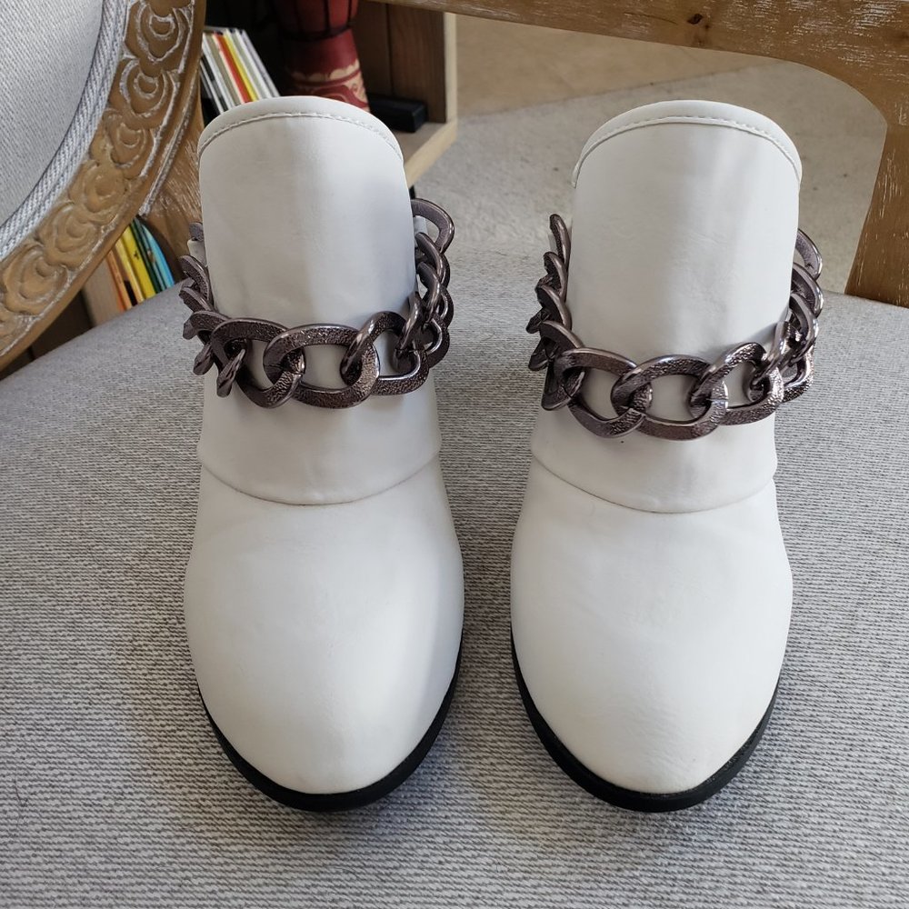 2 Lips Too, 'Too Lee' White Mules/Booties with Chain Detail (Fits like a 7.5)